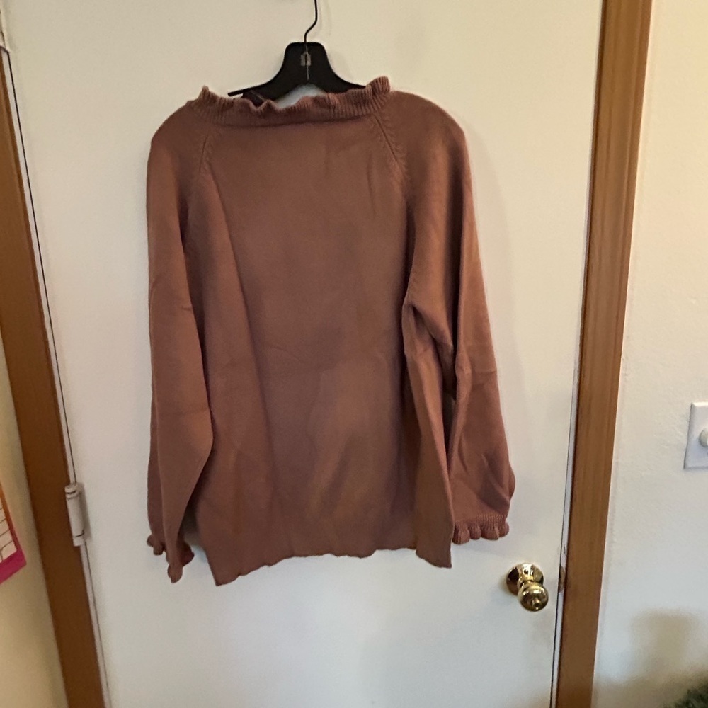 BTFBM XL NWOT Viscose Rayon Blend adorable brown sweater Ruffel detail - Picture 2 of 9